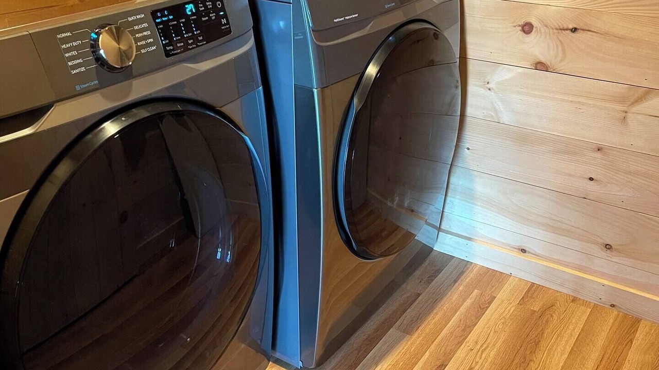 Photo of Others in Mac Mahan