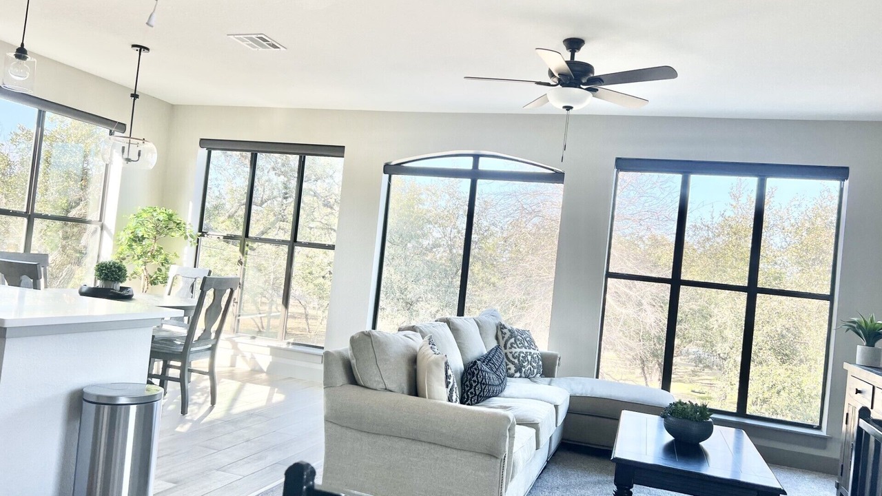 Photo of Livingroom in Kyle
