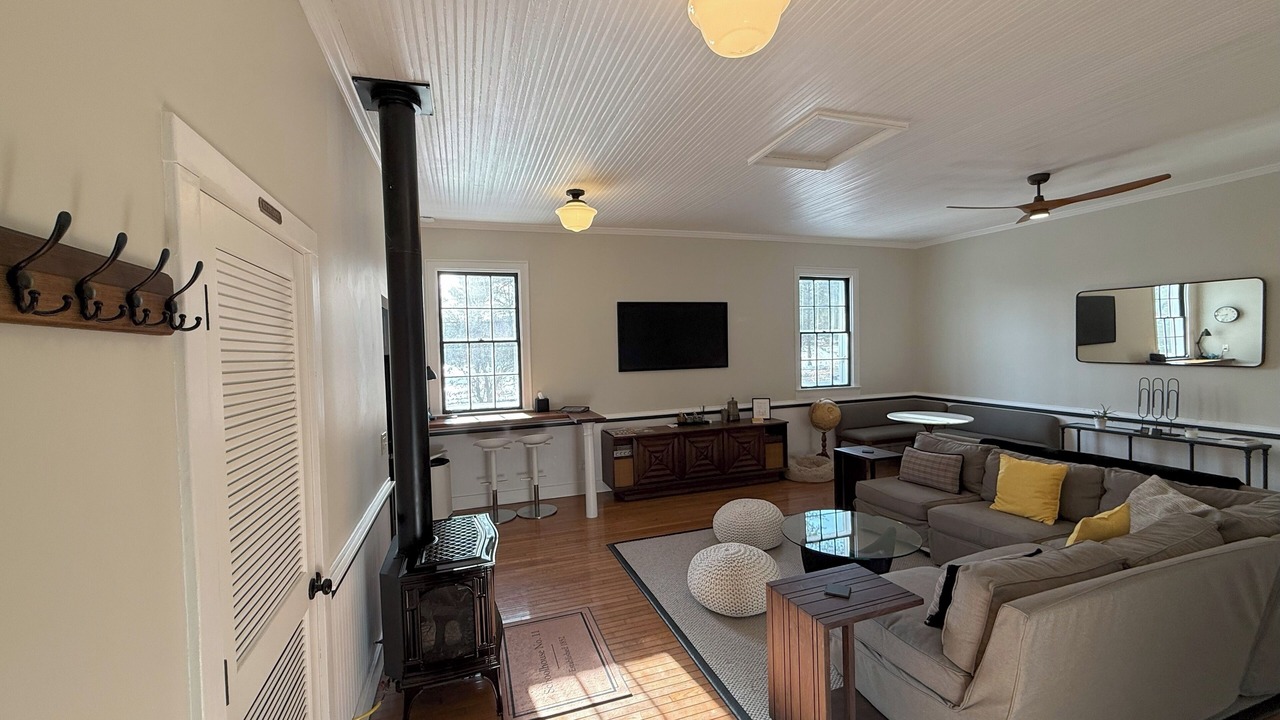 Photo of Livingroom in Town of Marbletown