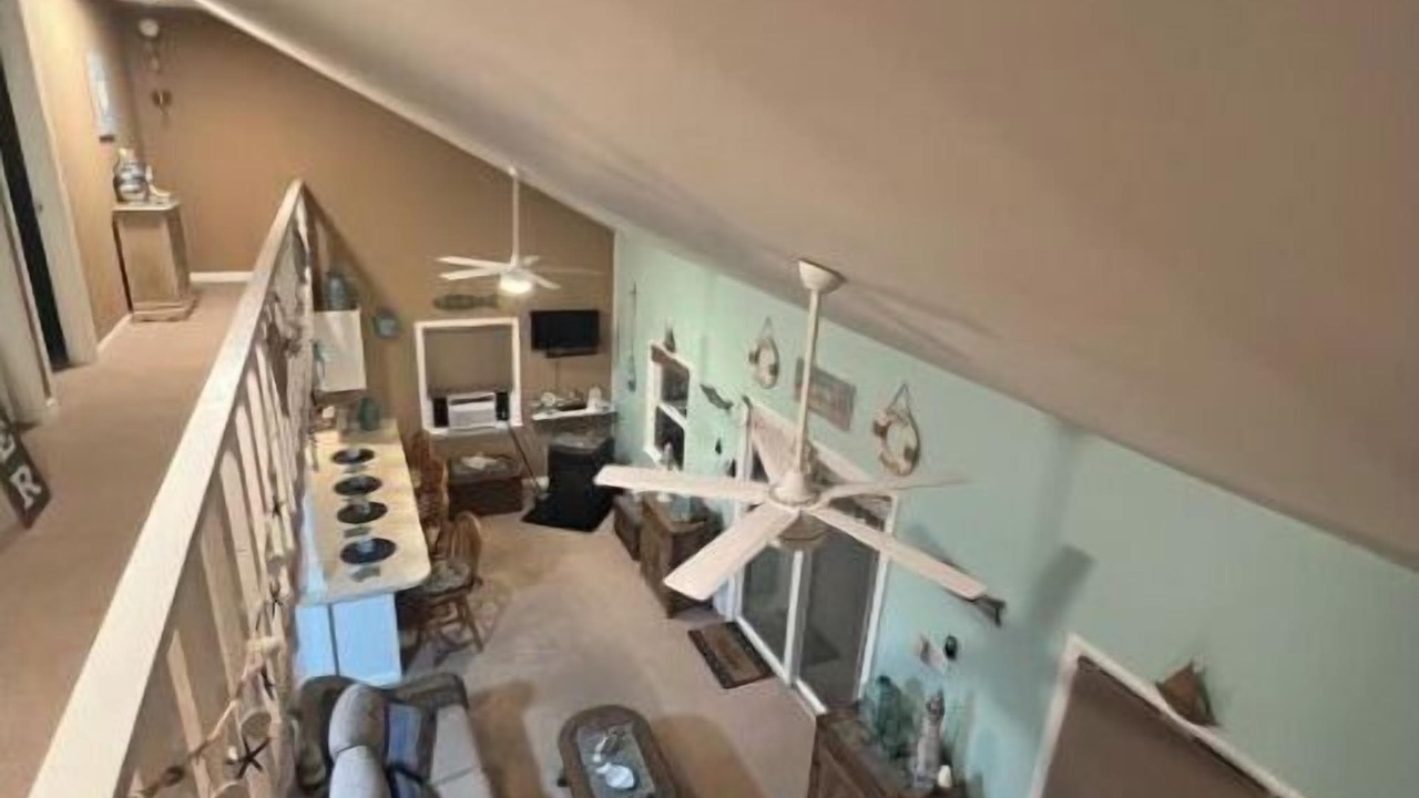 Photo of Livingroom in Downe