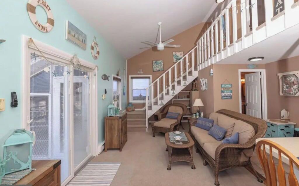 Photo of Livingroom in Downe