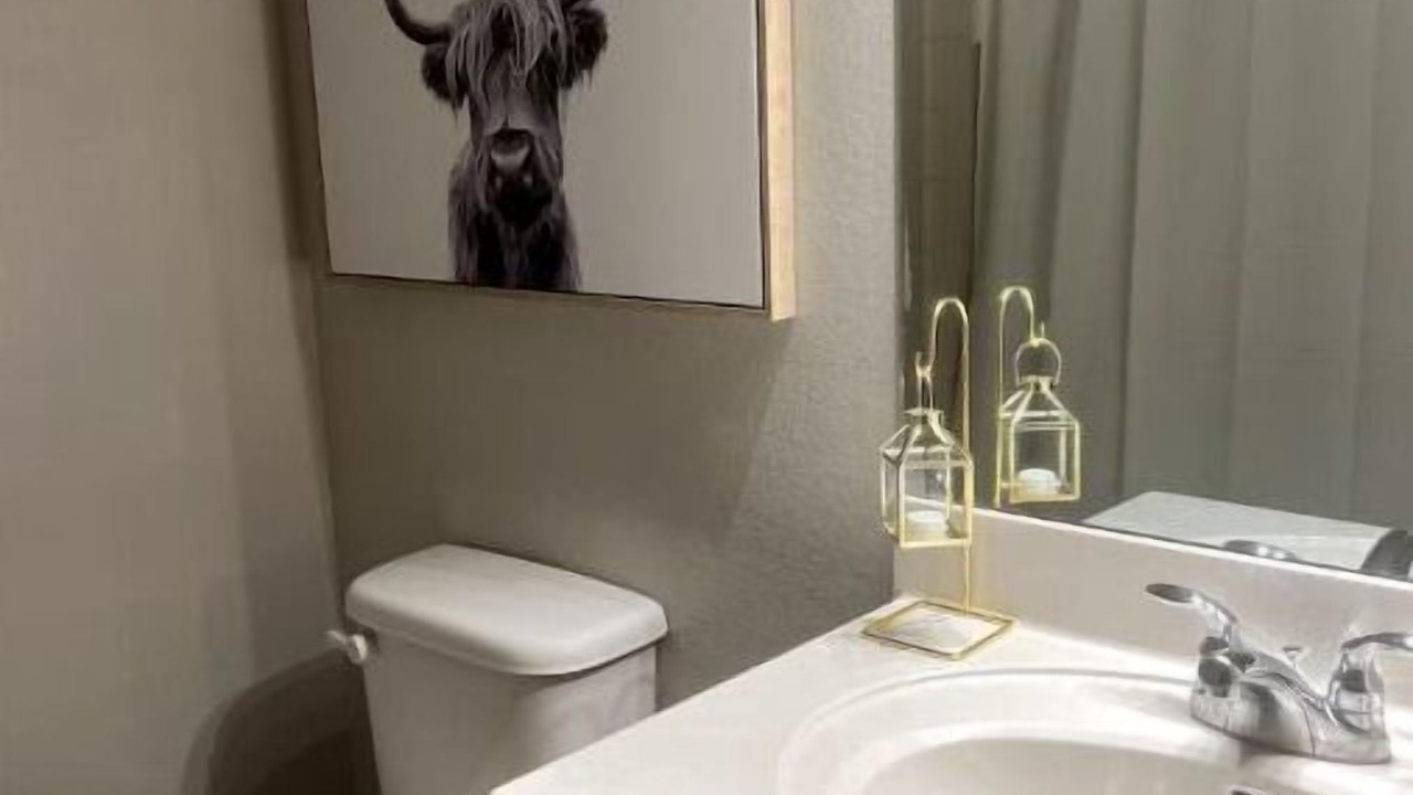Photo of Bathroom in Downtown Fort Worth