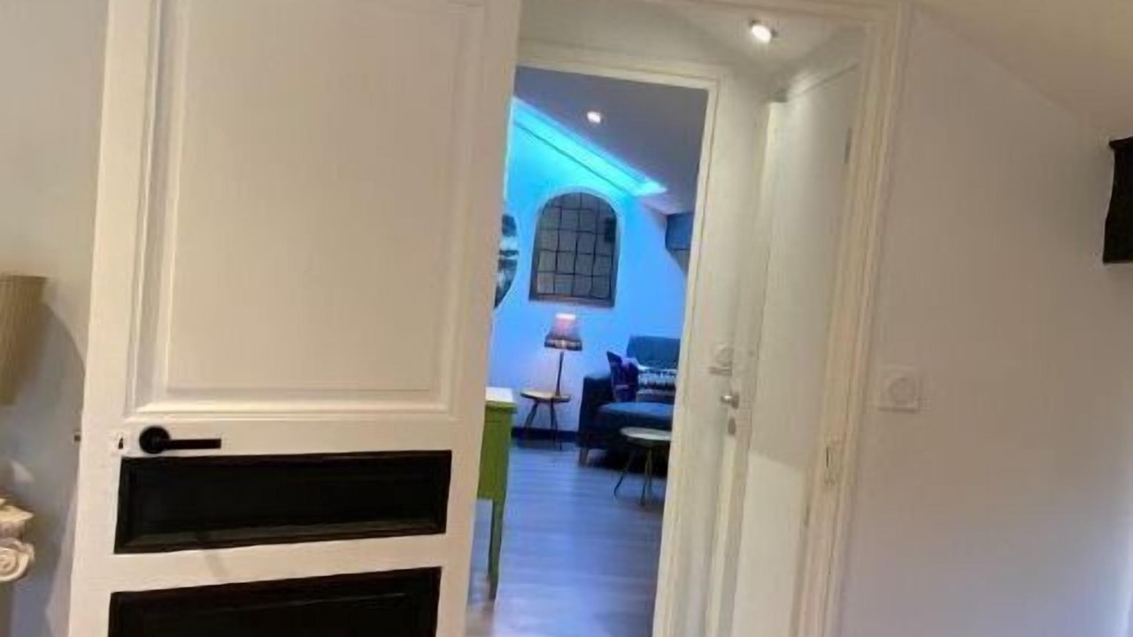 Photo of Bedroom in 16th Arrondissement