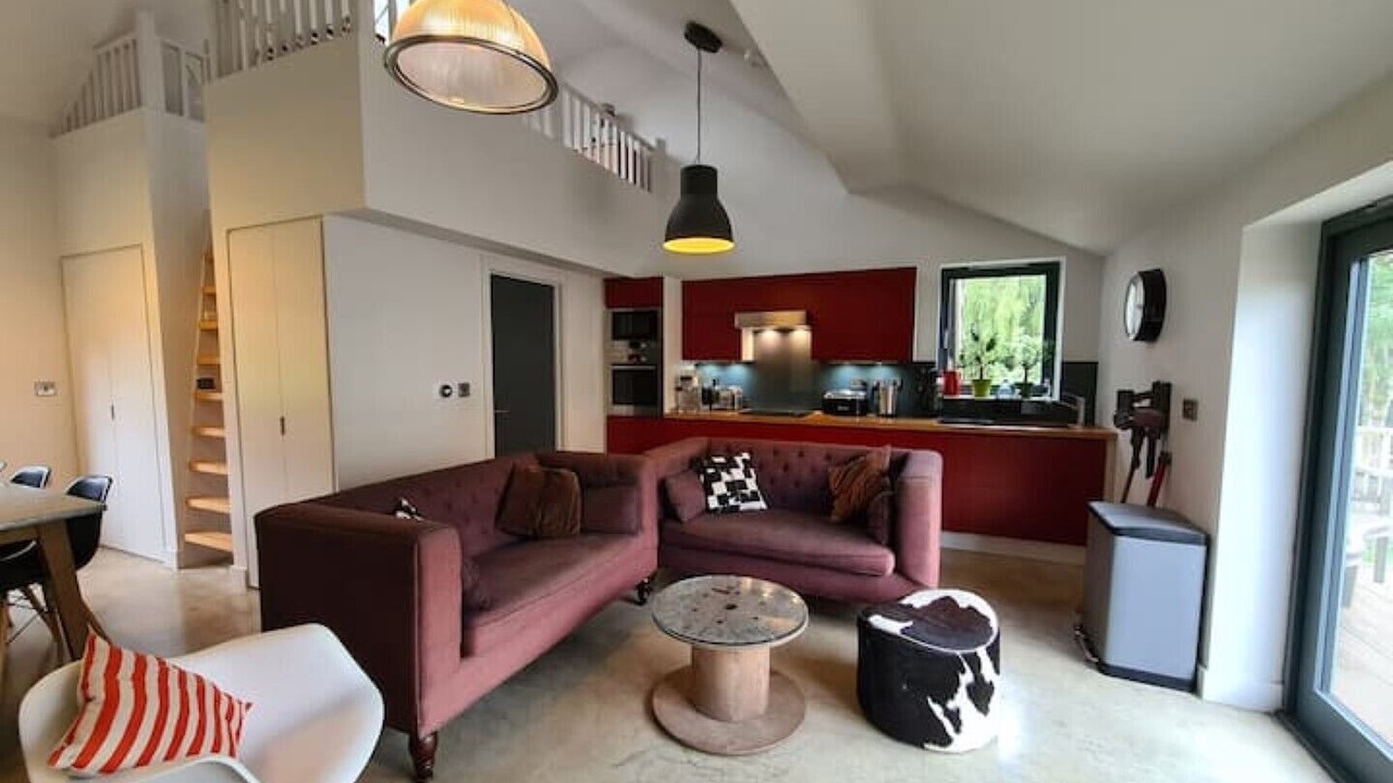 Photo of Livingroom in Uckfield