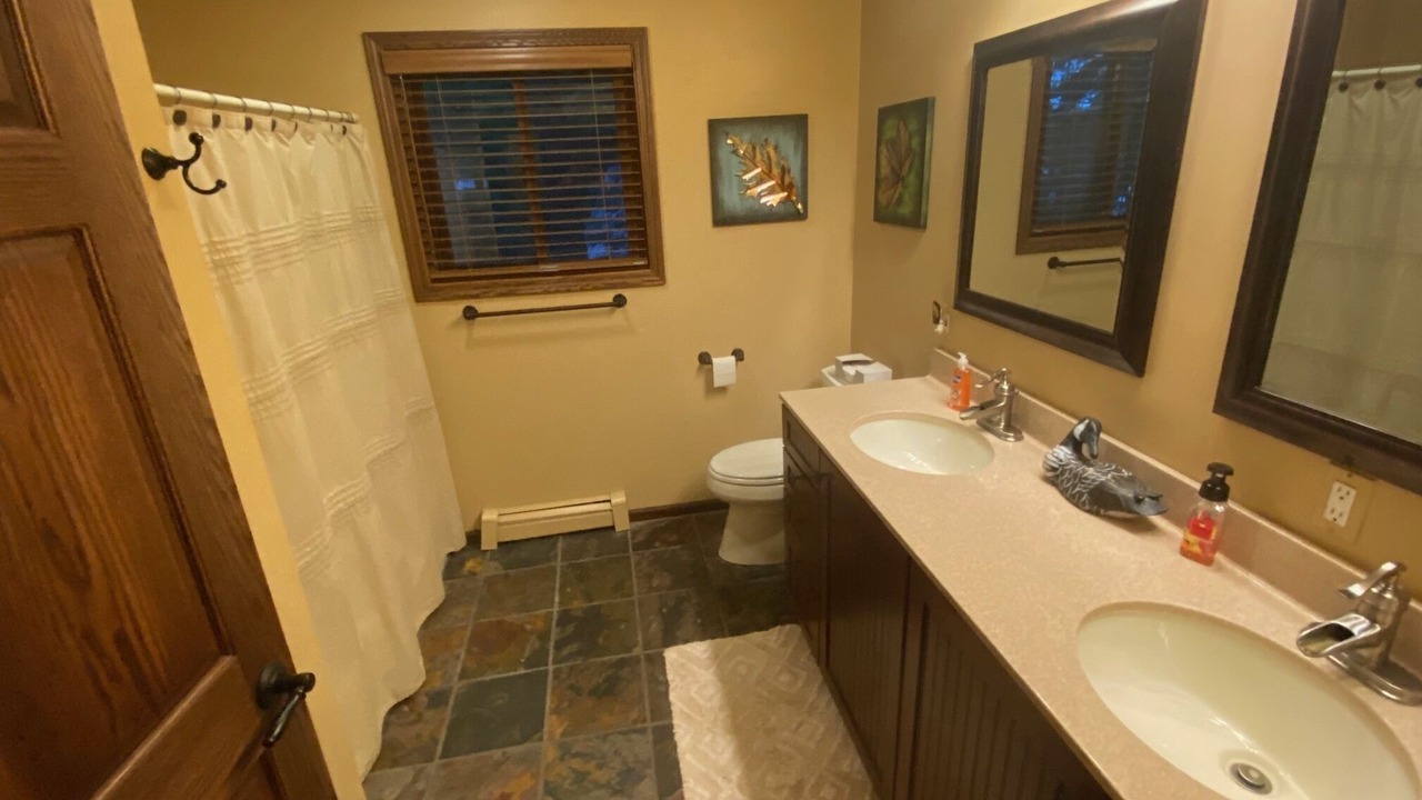 Photo of Bathroom in Wellston