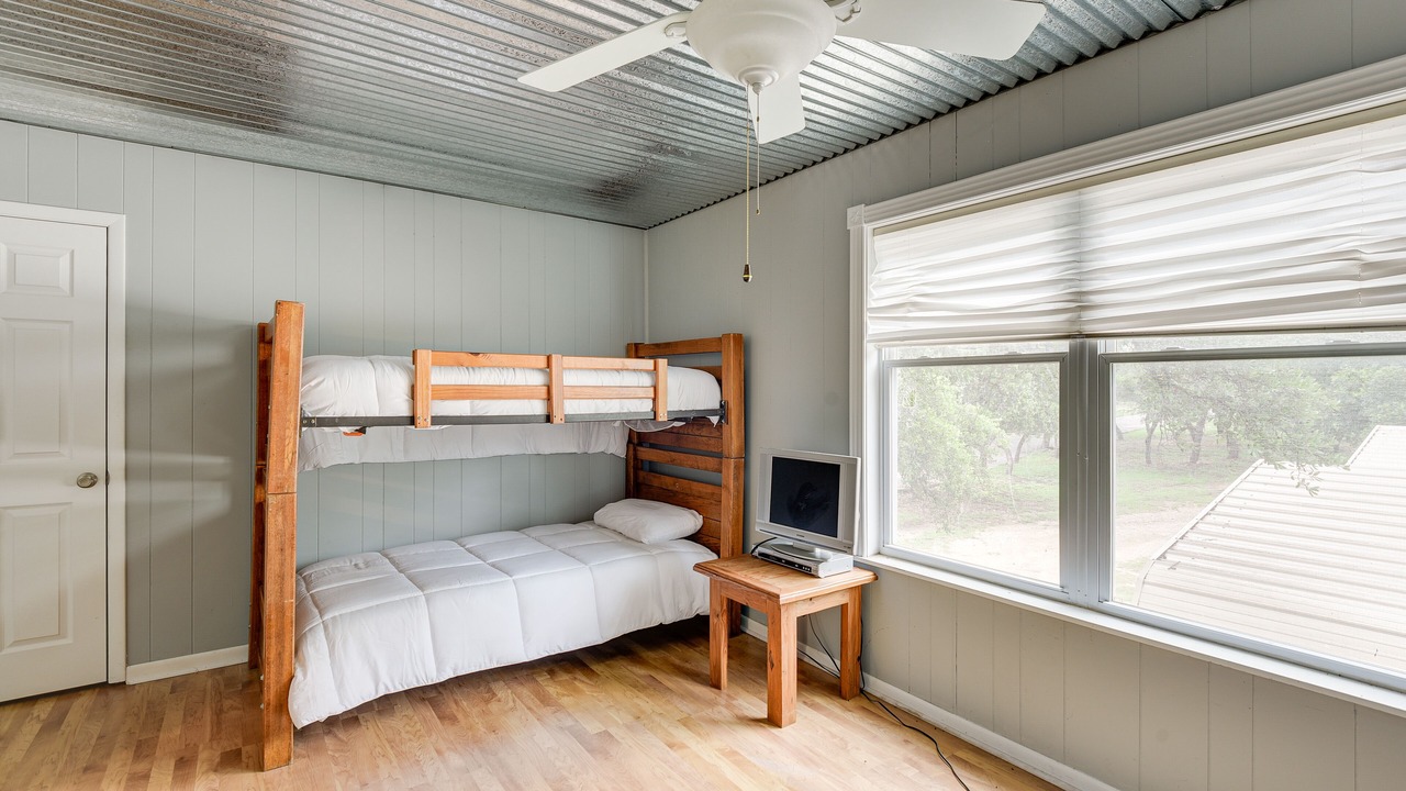 Photo of Bedroom in Brownwood