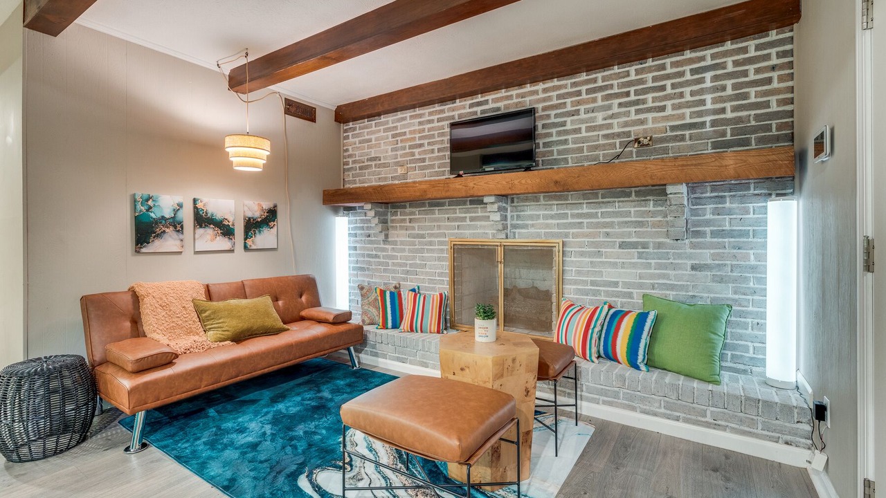 Photo of Livingroom in Johnson City