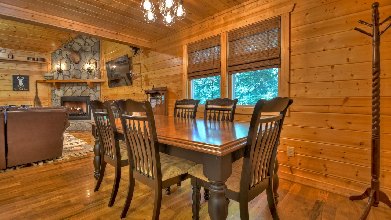 Photo of Livingroom in Ellijay