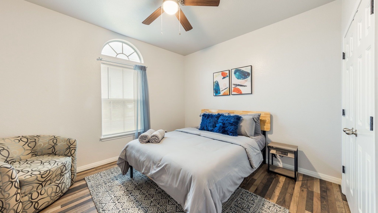 Photo of Bedroom in Elgin