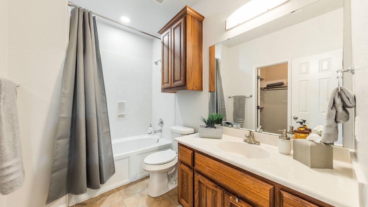 Photo of Bathroom in Elgin