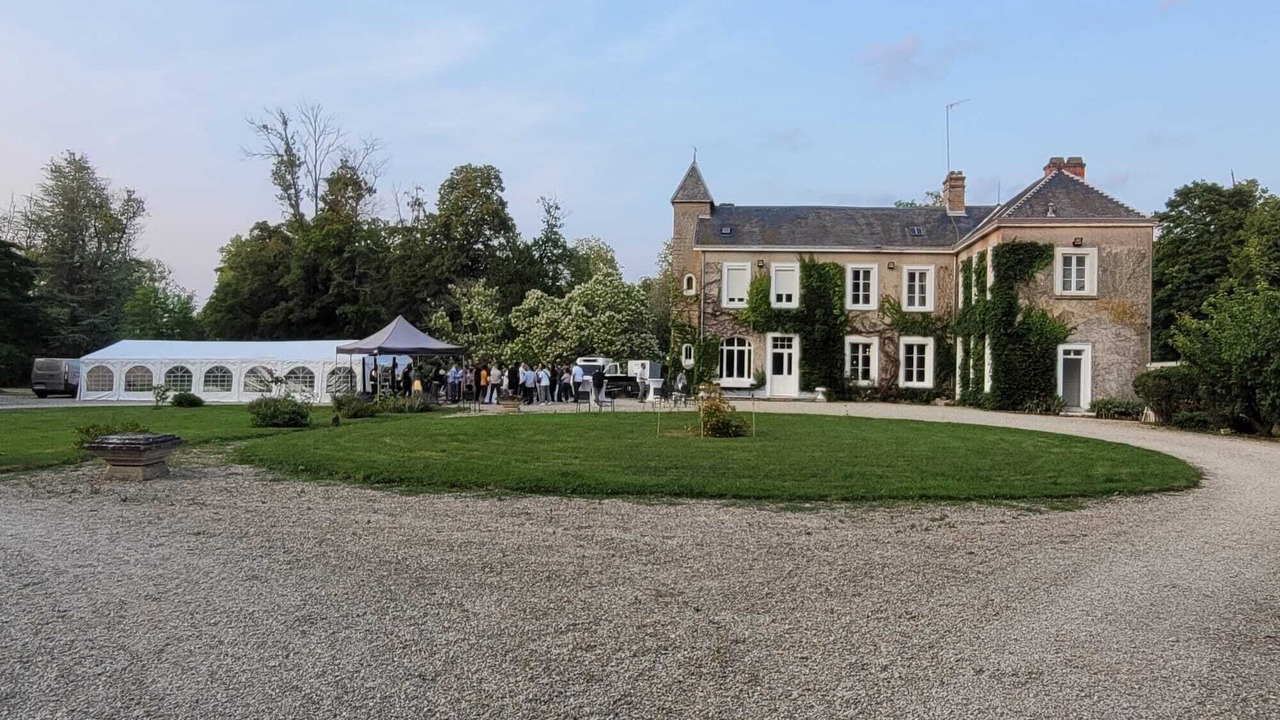 Photo of Outdoor in Chatelraould-Saint-Louvent