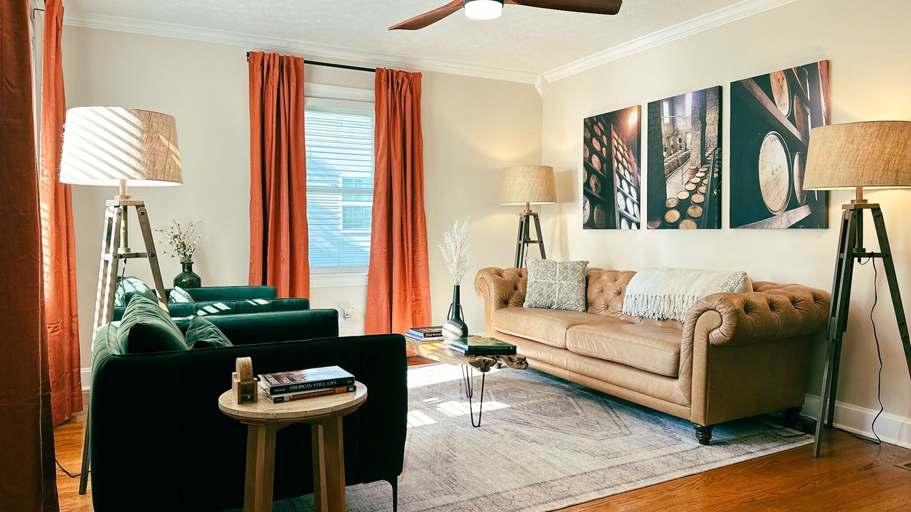 Photo of Livingroom in Bardstown