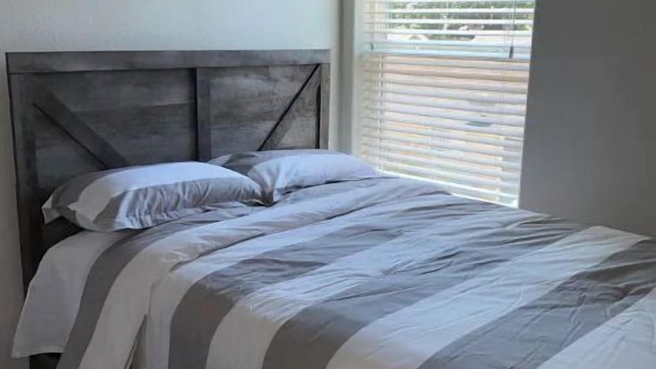 Photo of Bedroom in La Grange