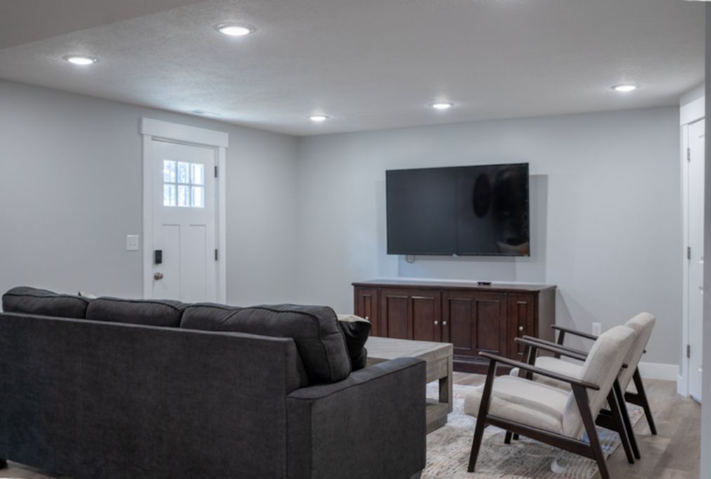 Photo of Livingroom in Eagle Mountain