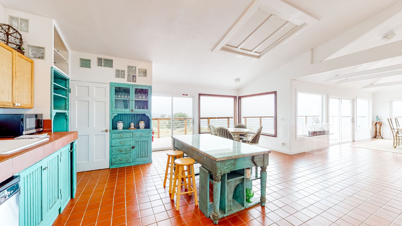 Photo of Others in Elk