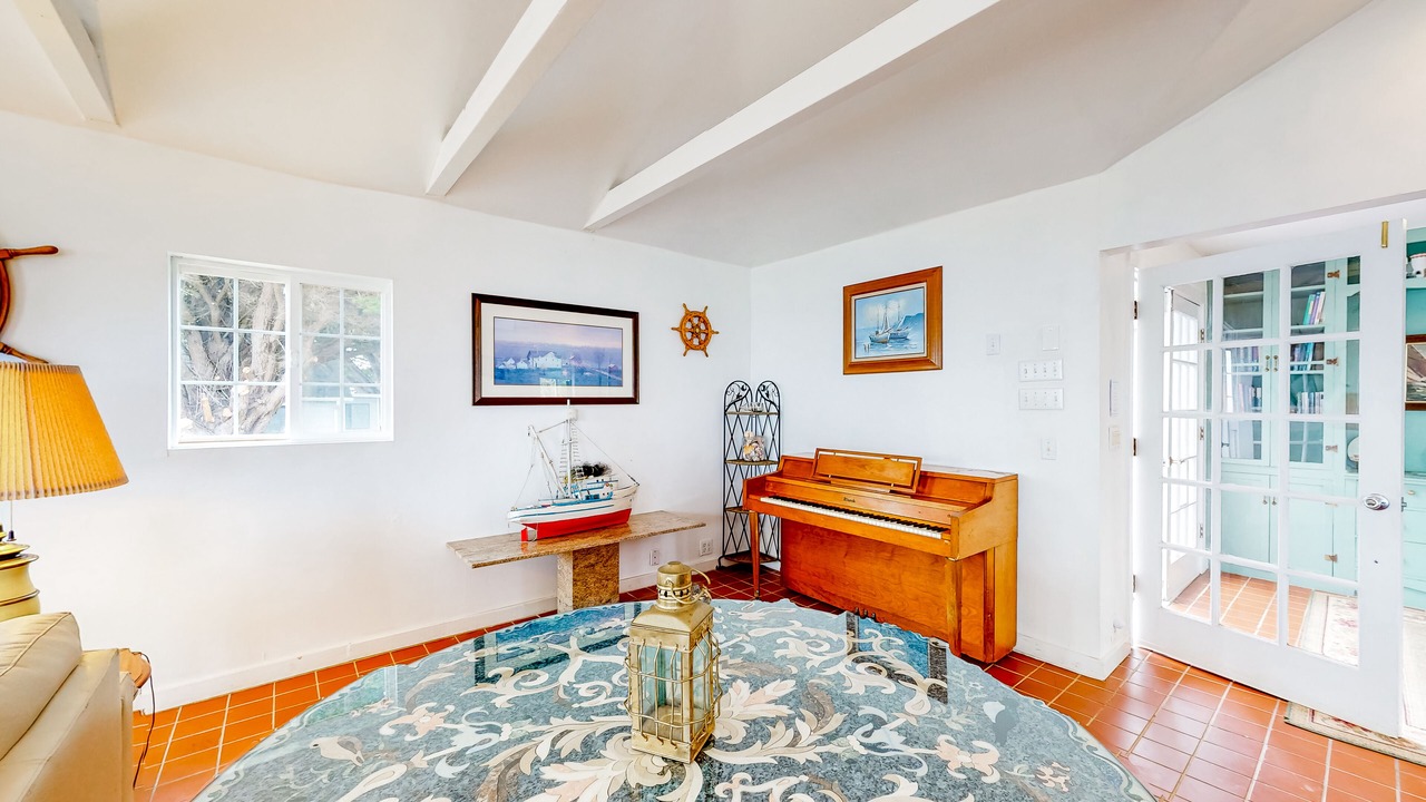 Photo of Others in Elk