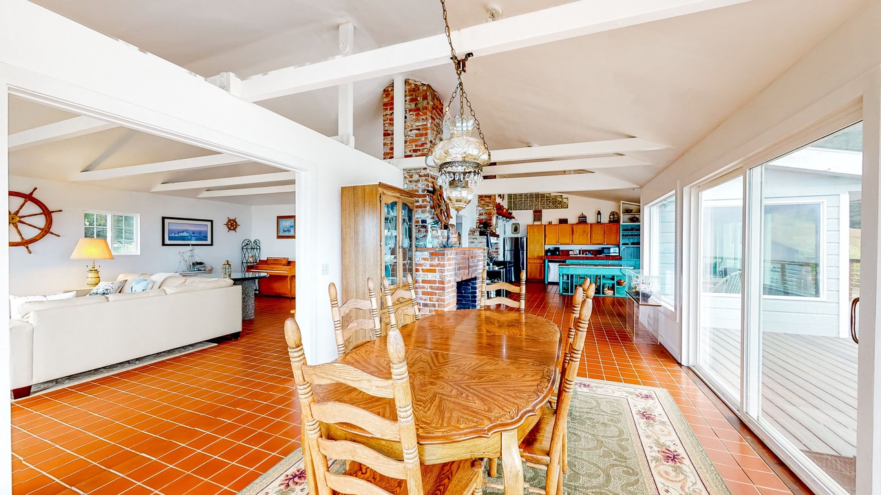 Photo of Others in Elk