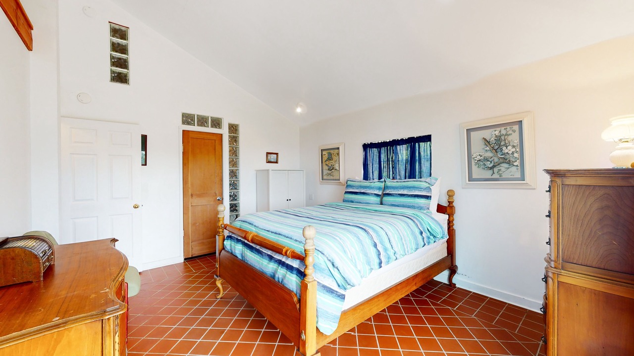 Photo of Bedroom in Elk