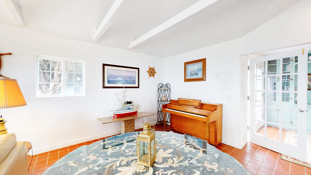 Photo of Others in Elk