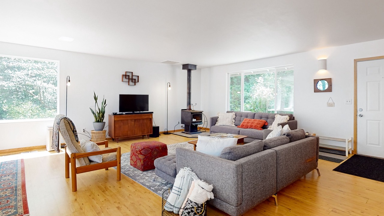 Photo of Livingroom in Greenbank