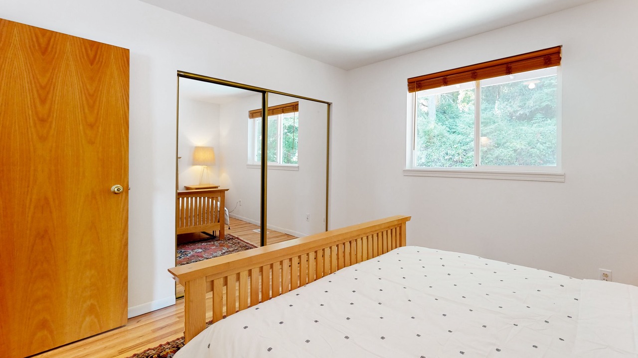 Photo of Bedroom in Greenbank