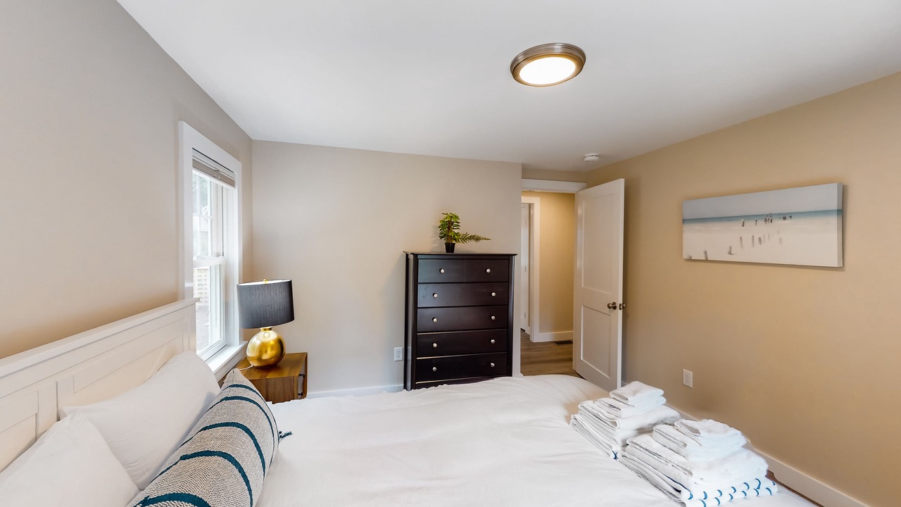 Photo of Bedroom in Cotuit
