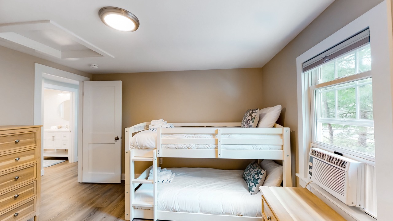 Photo of Bedroom in Cotuit