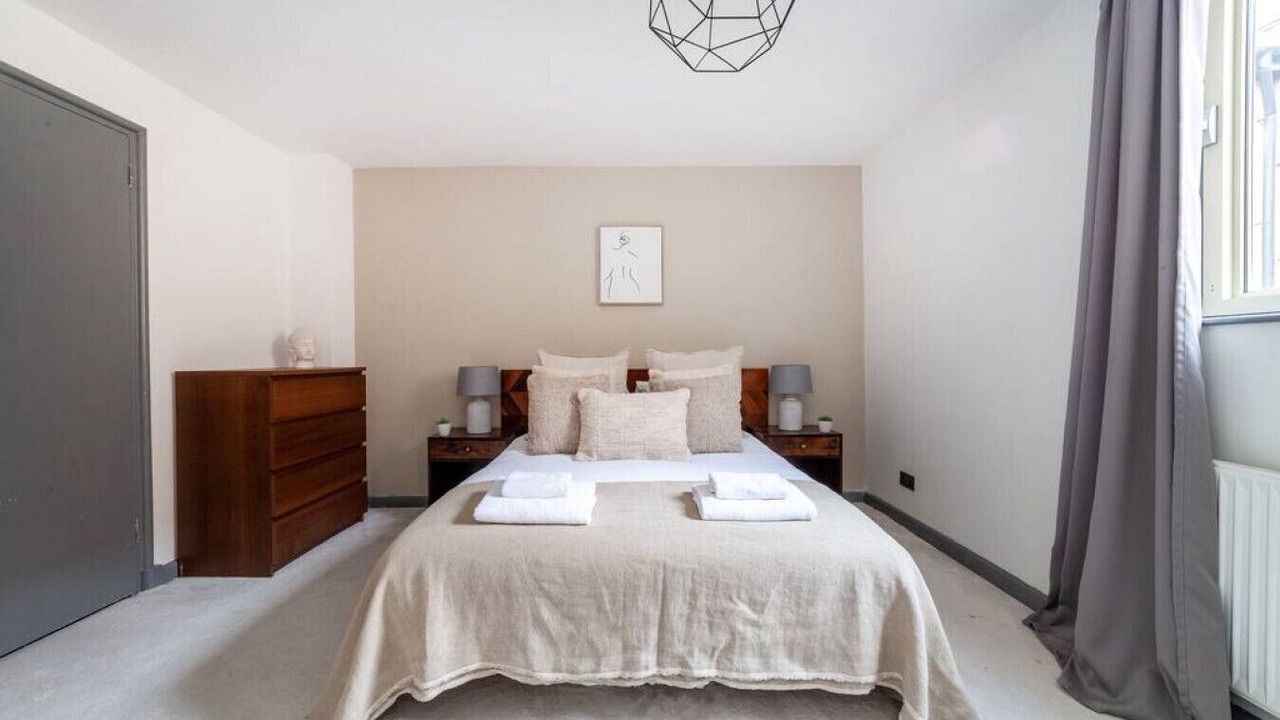 Photo of Bedroom in Tower Hill