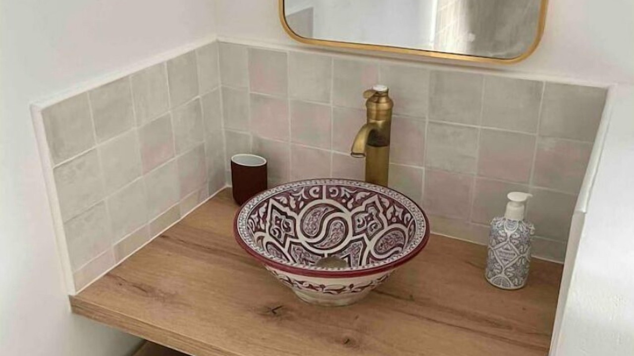 Photo of Bathroom in Gonneville-sur-Mer