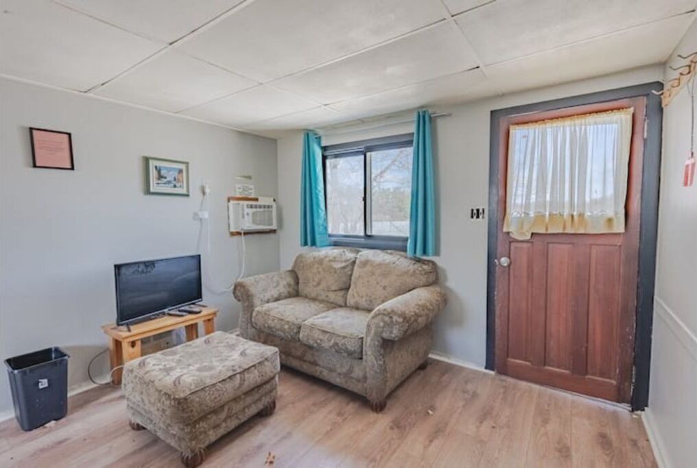 Photo of Livingroom in Frontenac