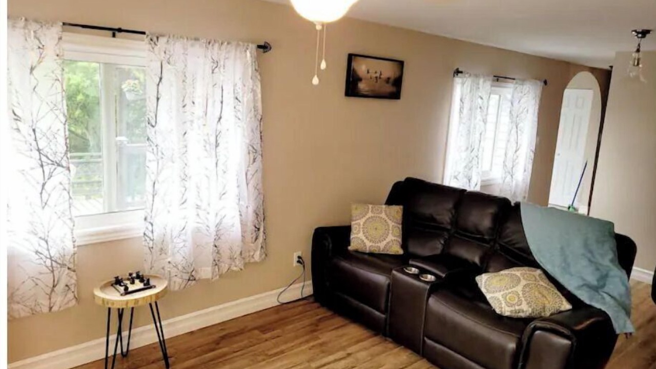 Photo of Livingroom in West Arm