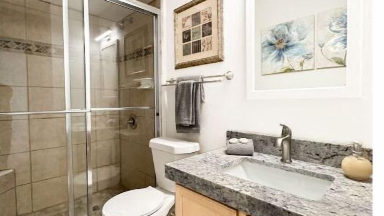Photo of Bathroom in Northwest Crossing