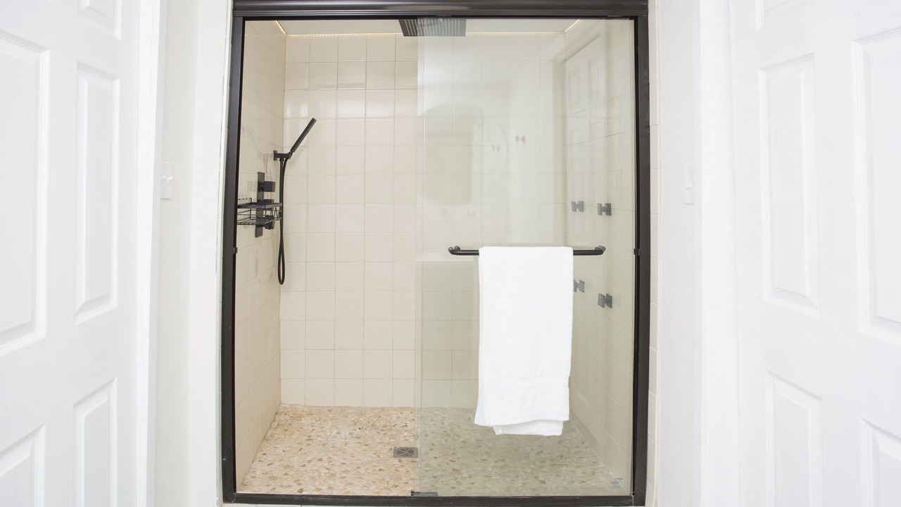 Photo of Bathroom in Rimrock