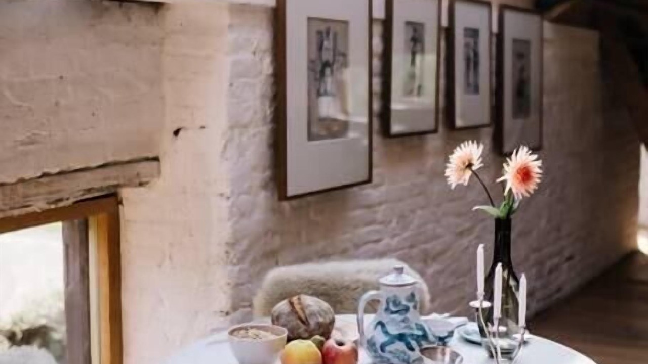 Photo of Others in Eye