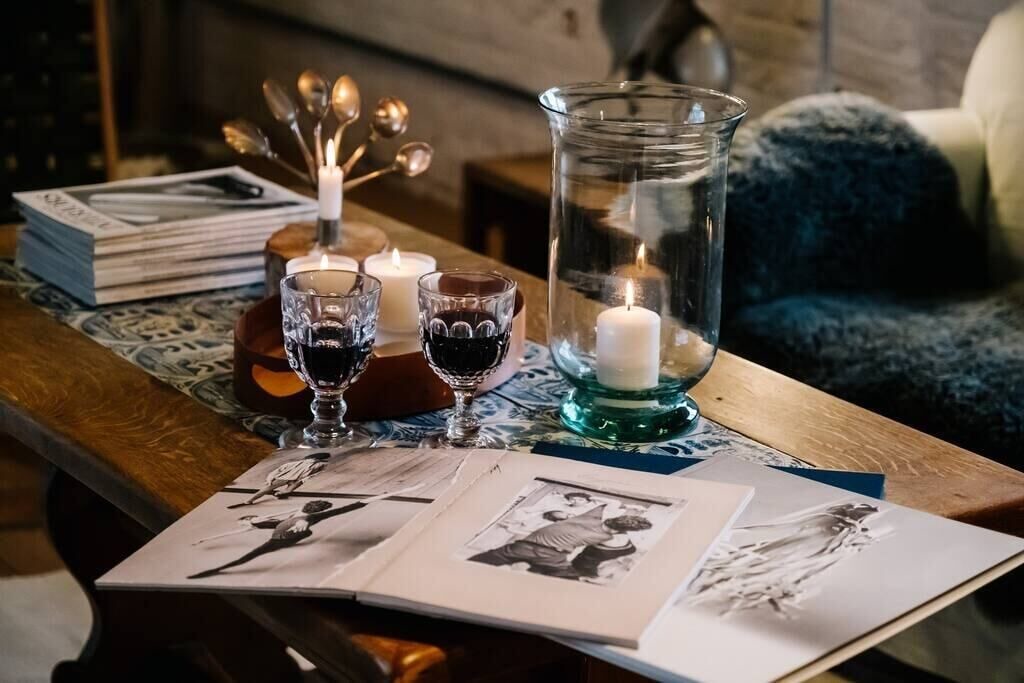 Photo of Others in Eye