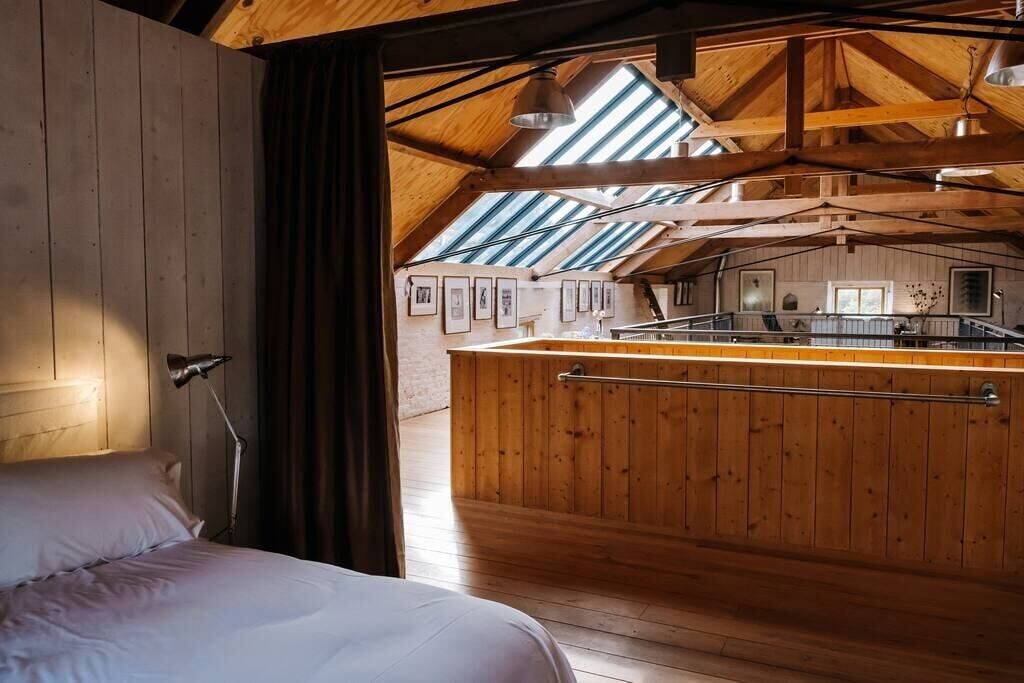 Photo of Bedroom in Eye