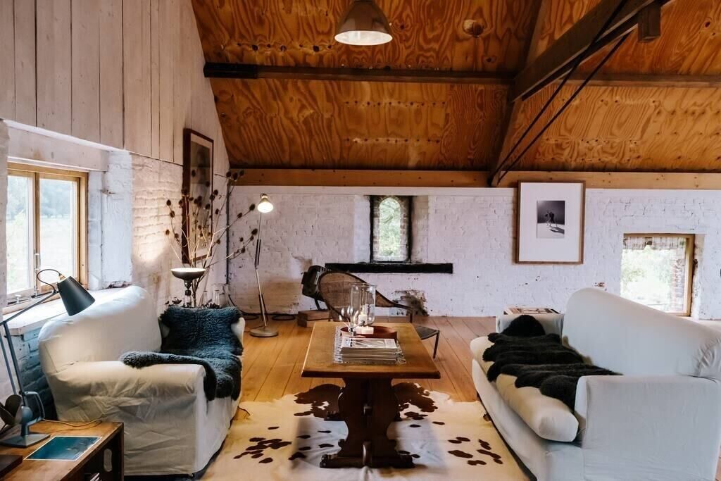 Photo of Livingroom in Eye