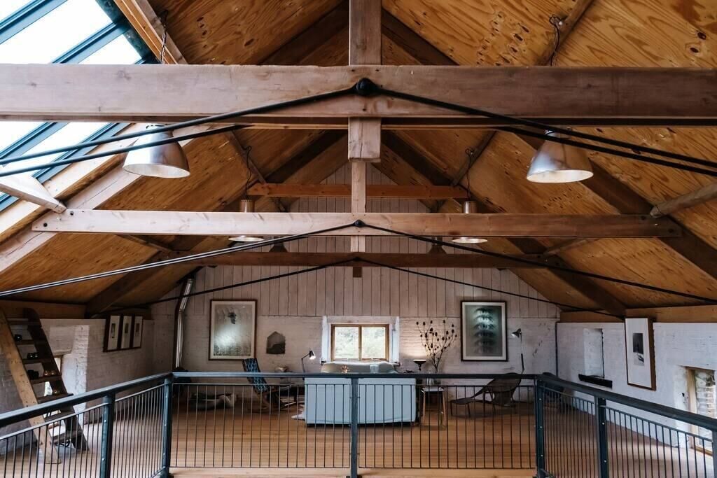 Photo of Others in Eye