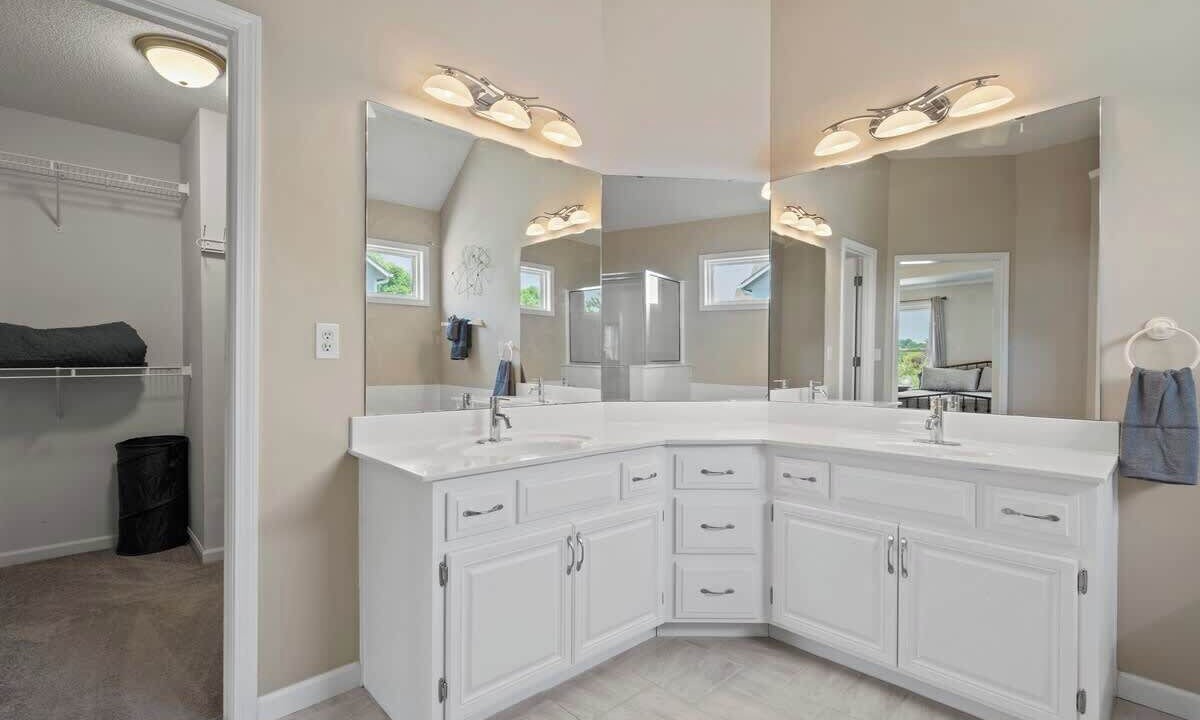 Photo of Bathroom in Shawnee