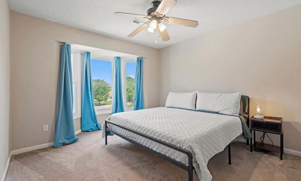 Photo of Bedroom in Shawnee