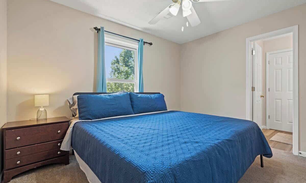 Photo of Bedroom in Shawnee