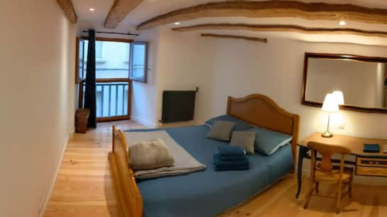 Photo of Bedroom in Foix