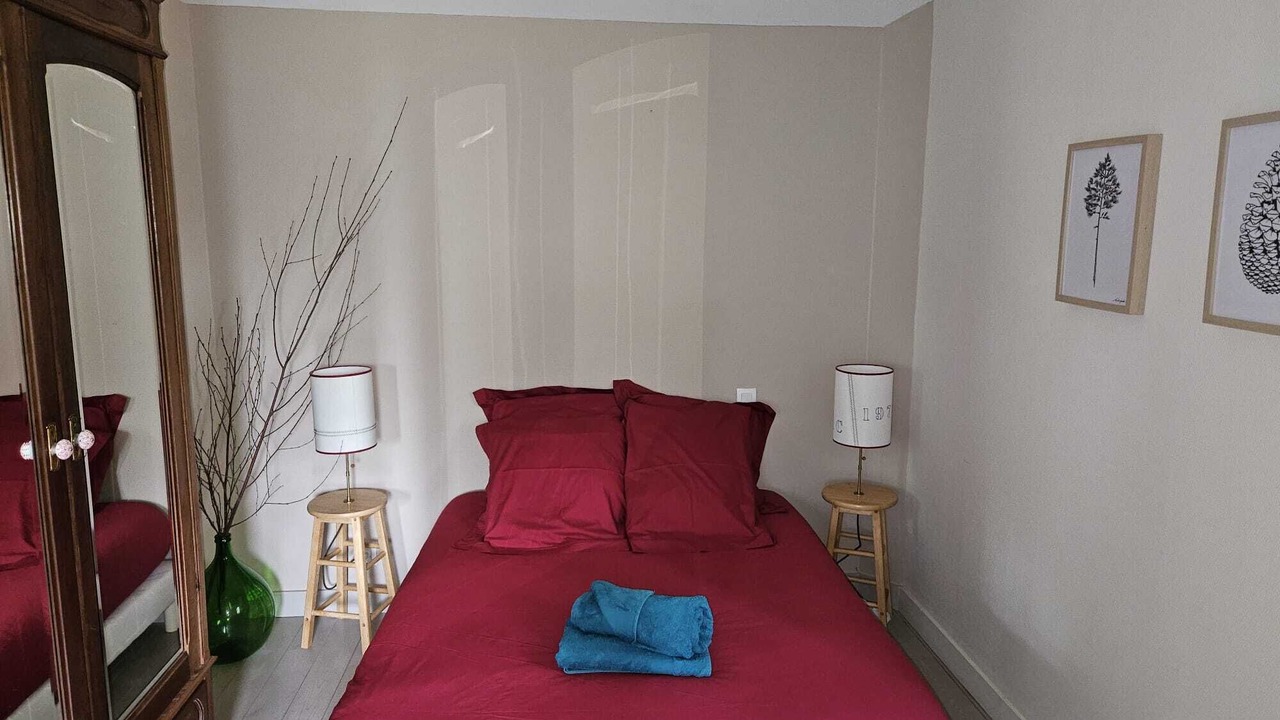 Photo of Bedroom in Gastes