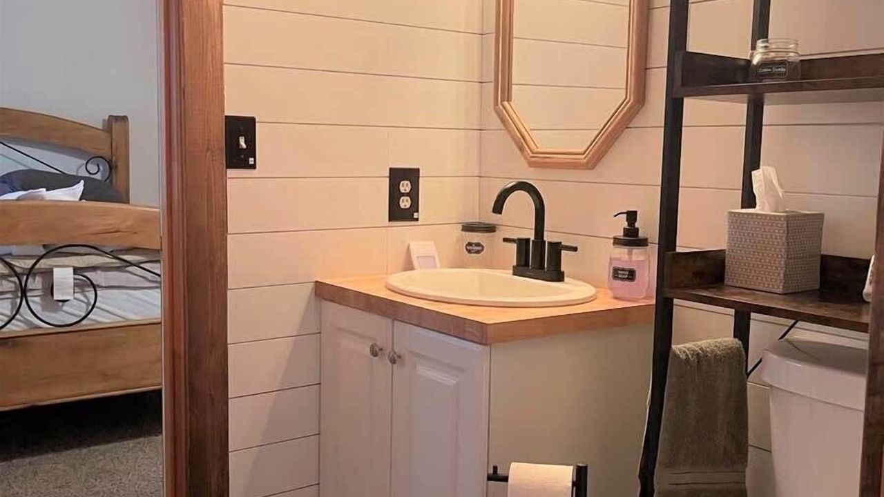 Photo of Bathroom in Cold Springs