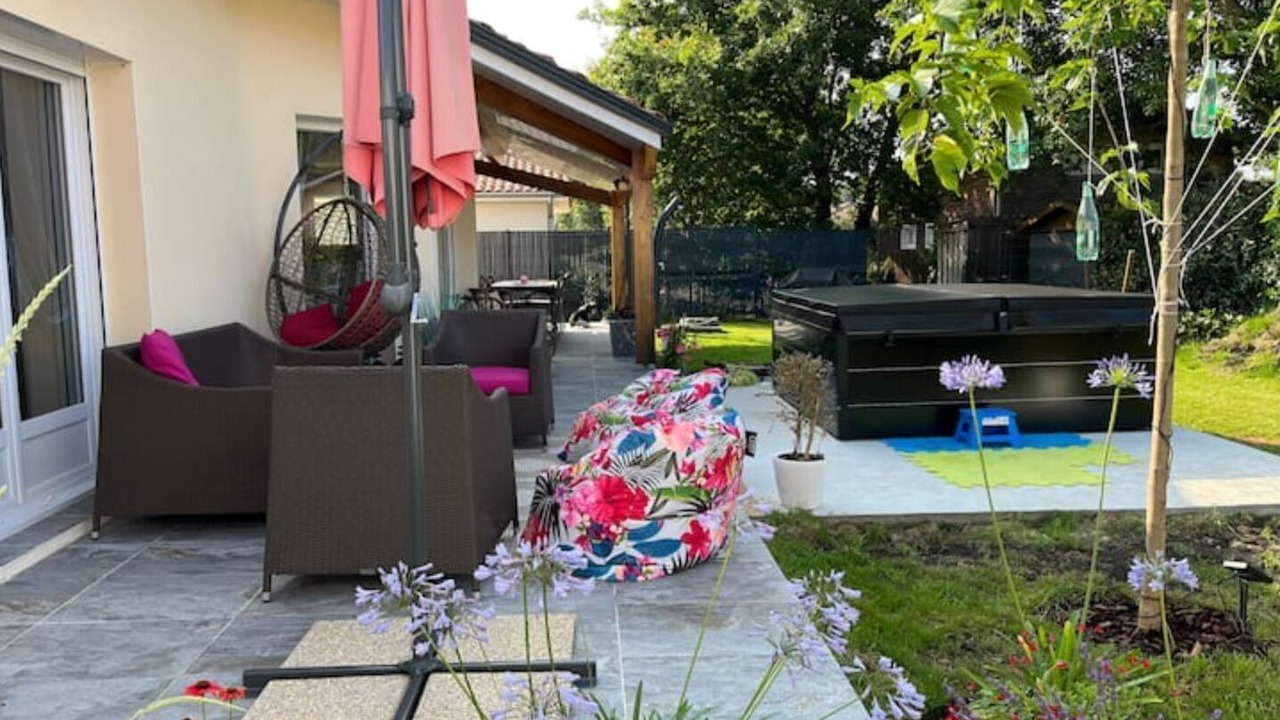 Photo of Patio Balcony in Lit-et-Mixe