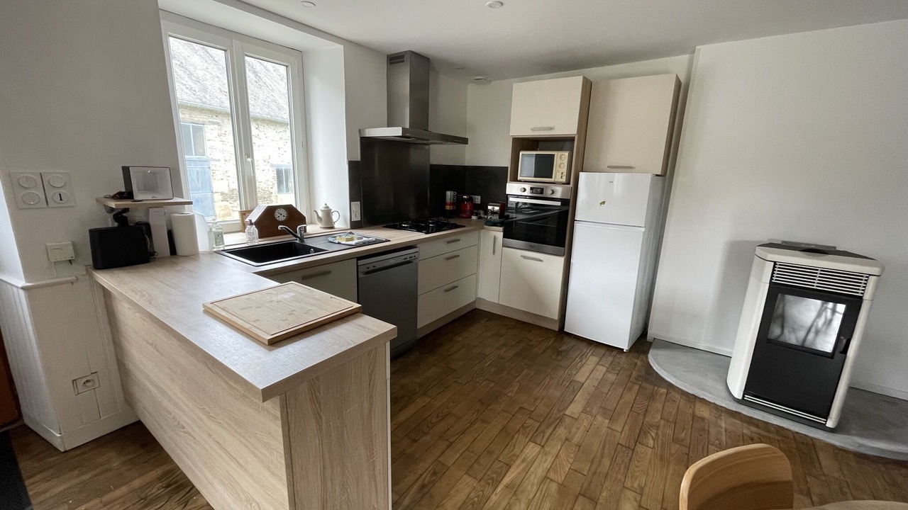 Photo of Kitchen in Saint-Georges-de-Grehaigne