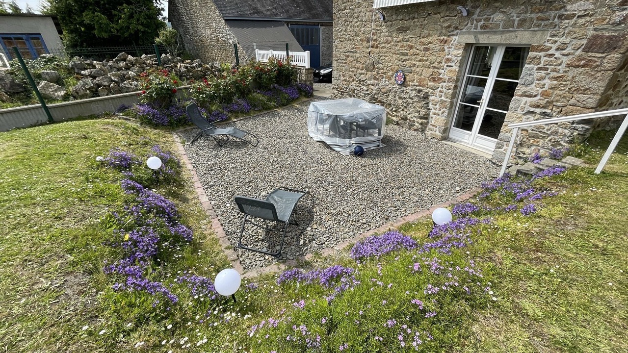 Photo of Patio Balcony in Saint-Georges-de-Grehaigne