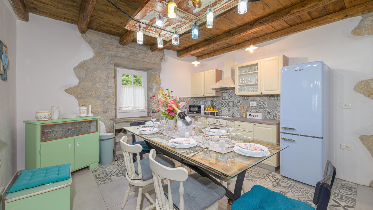 Photo of Kitchen in Ripenda Verbanci