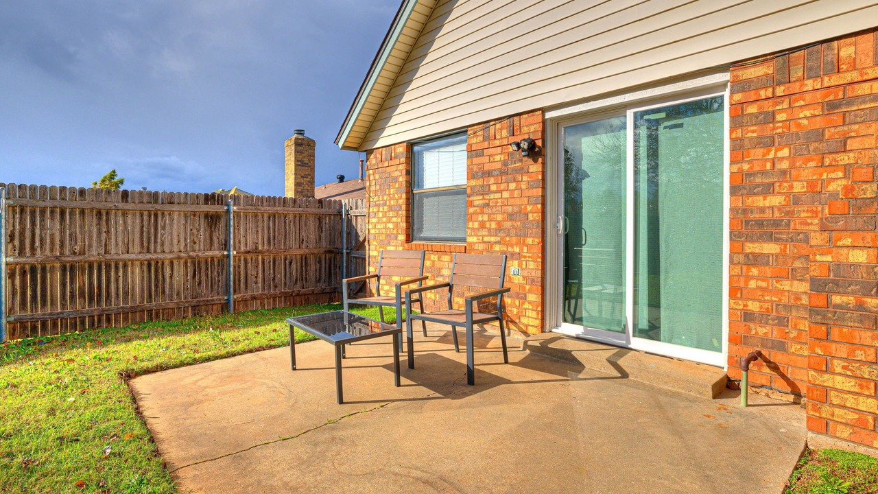 Photo of Patio Balcony in South Oklahoma City