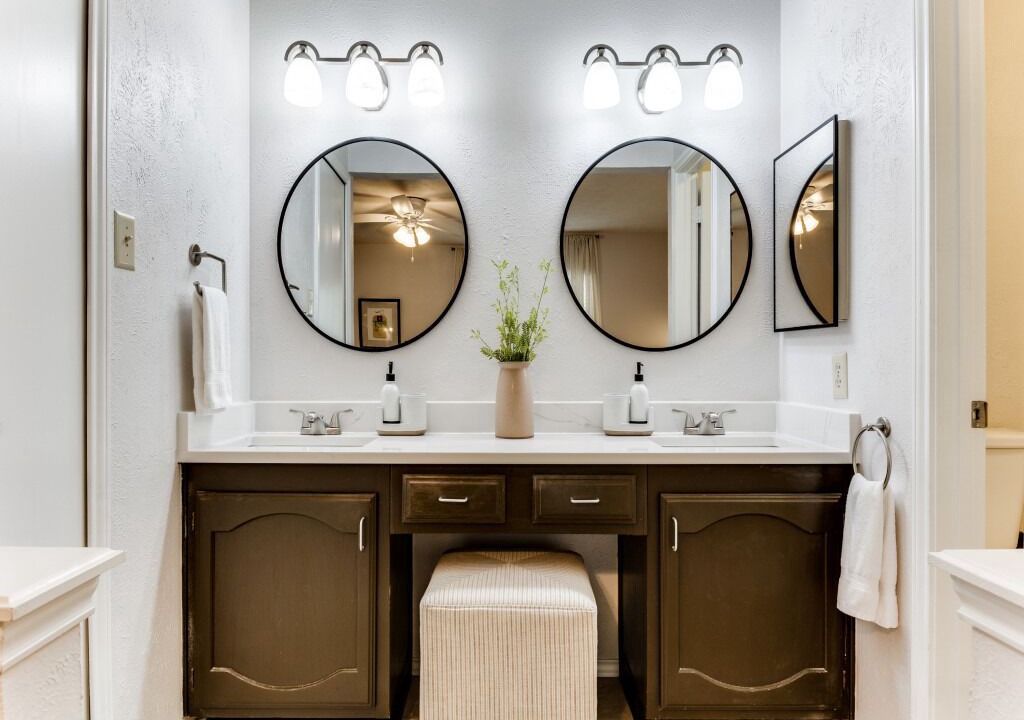 Photo of Bathroom in Allen